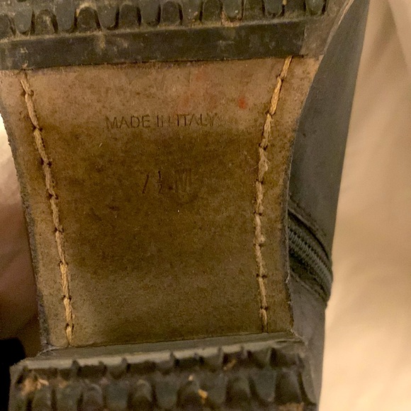 Donald J Pliner black leather booties. Size US 7 1/2. - Picture 9 of 10